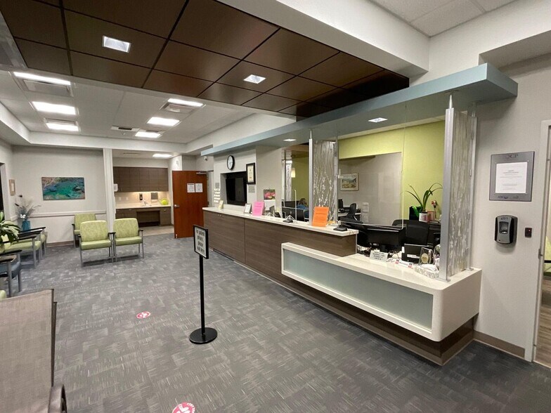 More Photos Of 1879 Williams Hwy, Grants Pass Medical For Sale