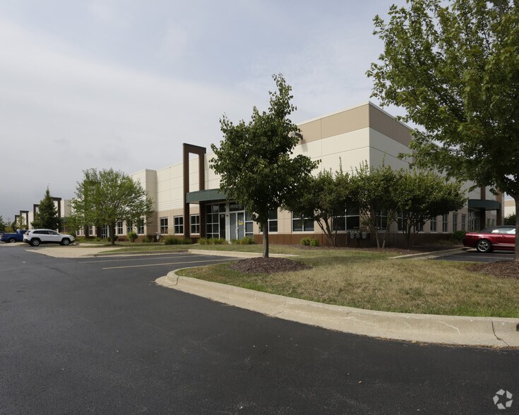 More Photos Of 9850 W 190th St, Mokena Light Distribution For Lease