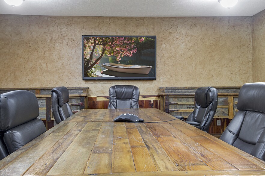 More Photos Of 9027 Blewett Rd, Beaumont Manufacturing For Sale