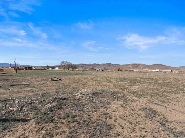 More Photos Of 3065 US 95a N hwy, Silver Springs Land For Sale