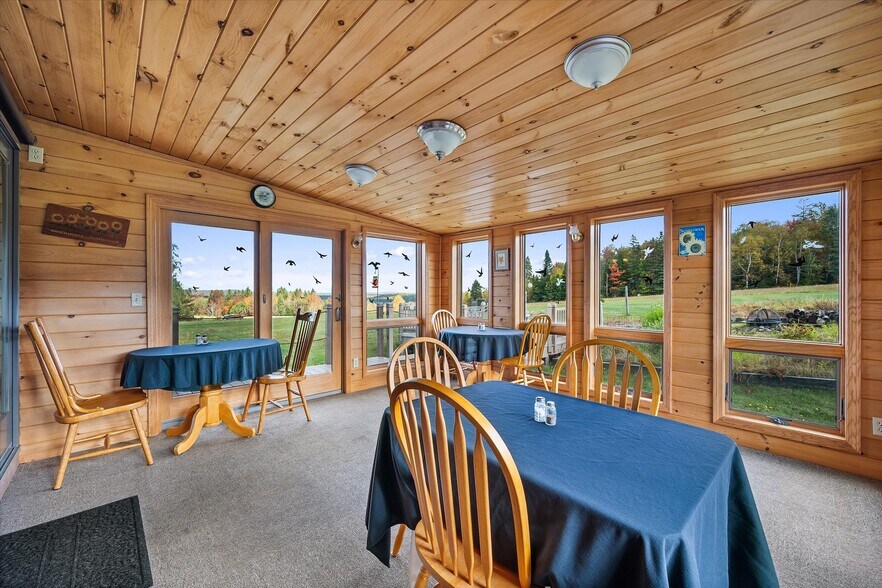 More Photos Of 341 US Route 1, Weston Hotel For Lease