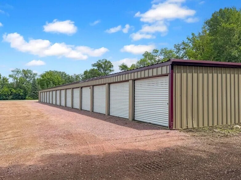 More Photos Of 351 S 4th St, Tracy Specialty For Sale