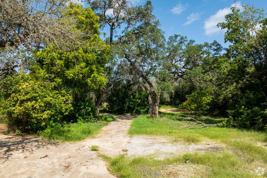 More Photos Of 7306 Albert Rd, Austin Land For Sale