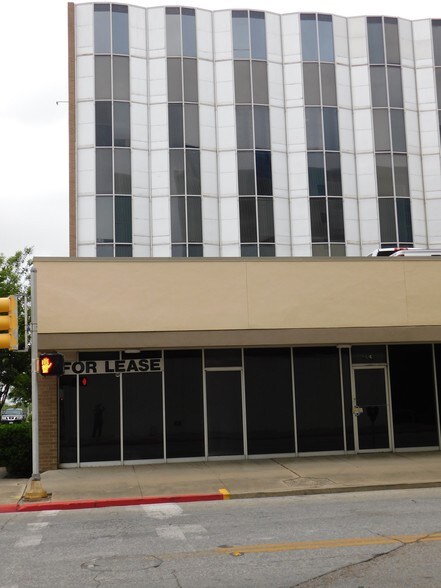 More Photos Of 710-724 Buffalo St, Corpus Christi Office For Lease