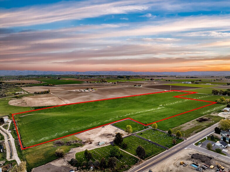 More Photos Of 000 Simplot Blvd, Greenleaf Land For Sale