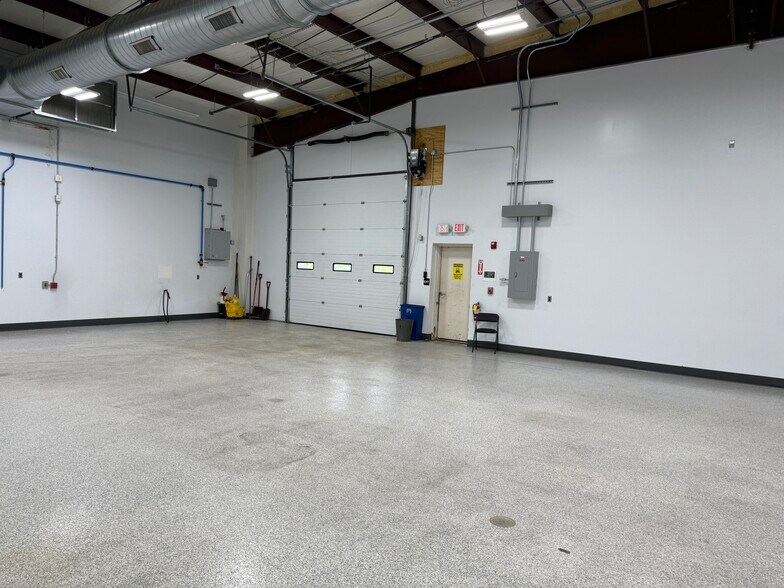 More Photos Of 450 W River St, Orange Light Distribution For Sale