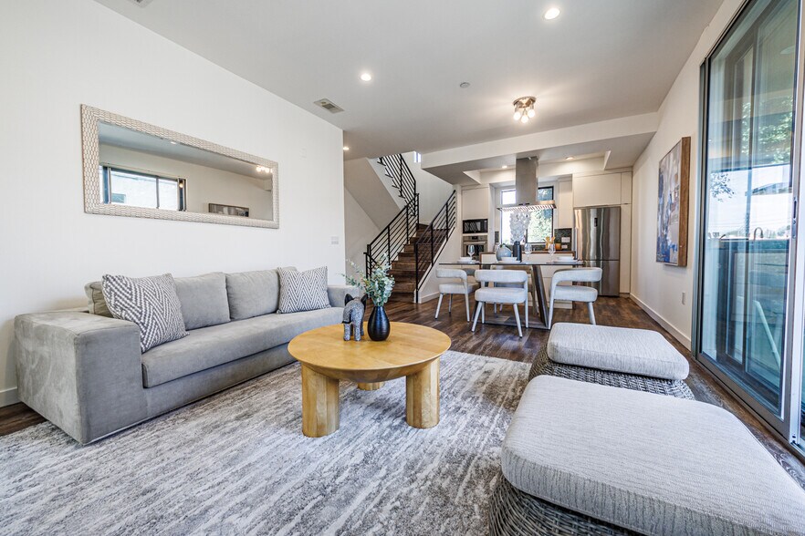 More Photos Of 11254 Mississippi Ave, Los Angeles Multifamily For Sale