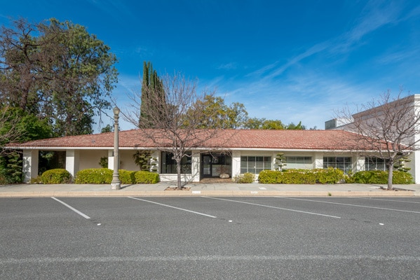 More Photos Of 2065-2095 Huntington Dr, San Marino Office For Lease