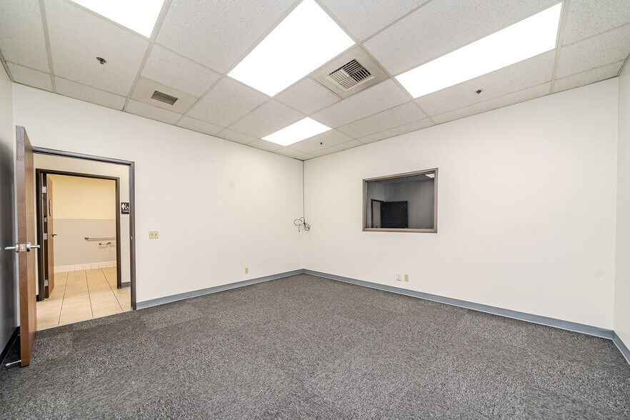 More Photos Of 4565 Firestone Blvd, South Gate Unknown For Lease
