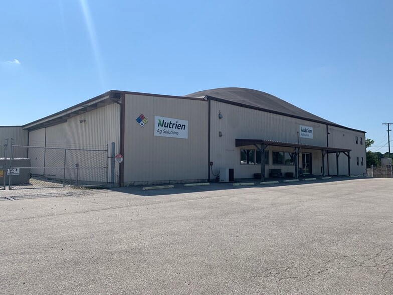 Primary Photo Of 4505 E Boonville New Harmony Rd, Evansville Loft Creative Space For Lease