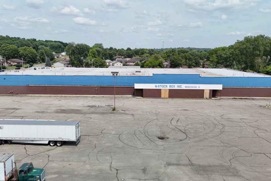 More Photos Of 4680 Caprice Dr, Middletown Warehouse For Lease