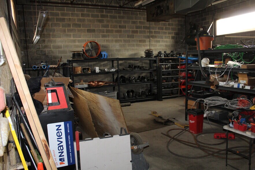 More Photos Of 5112 Umbria St, Philadelphia Light Manufacturing For Lease