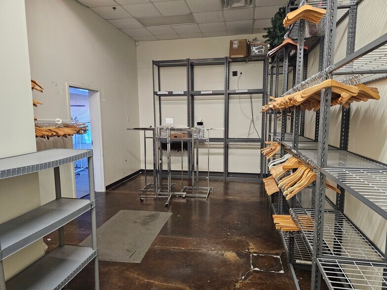 More Photos Of 4460 Washington Rd, Evans Unknown For Lease