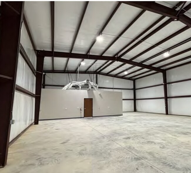 More Photos Of 7400-7450 FM 2449, Ponder Unknown For Lease