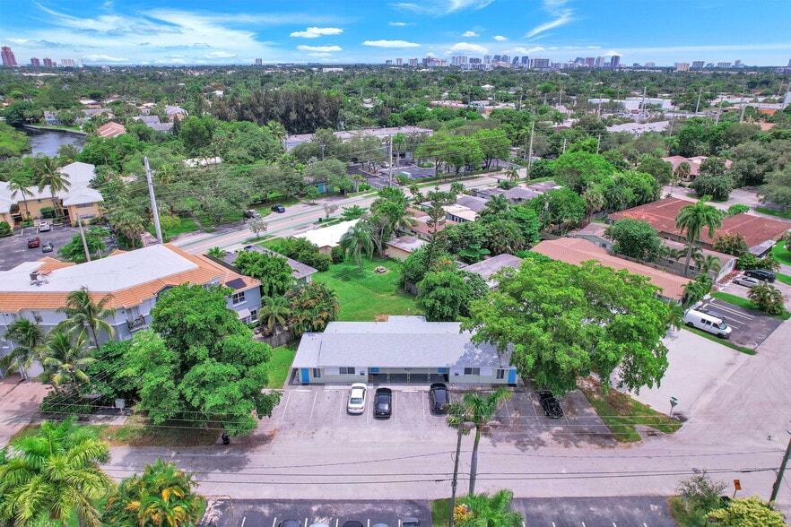 More Photos Of 1100 NE 18th Ct, Fort Lauderdale Apartments For Sale