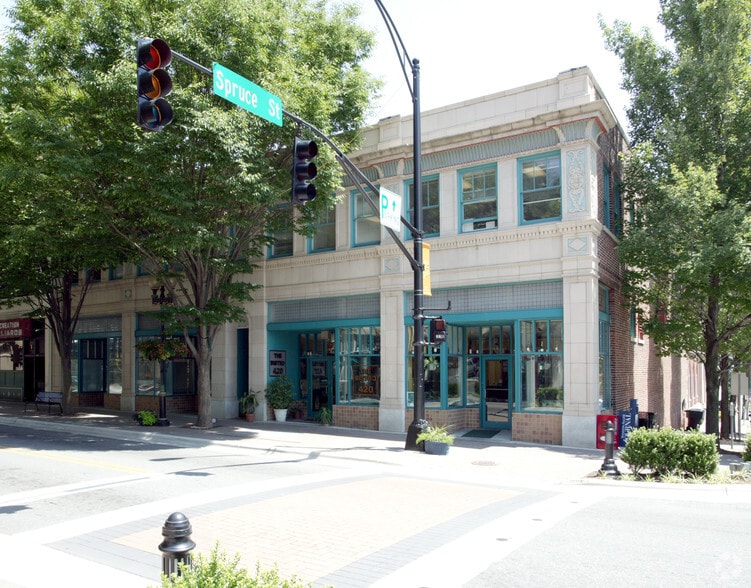 More Photos Of 420 W Fourth St, Winston-Salem Storefront Retail Office For Lease