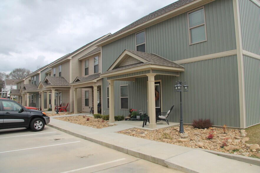 More Photos Of 406 S Wilkinson St, Milledgeville Apartments For Sale