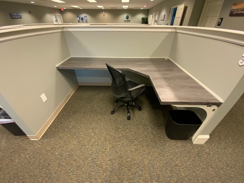More Photos Of 13310 S Ridge Dr, Charlotte Medical For Lease