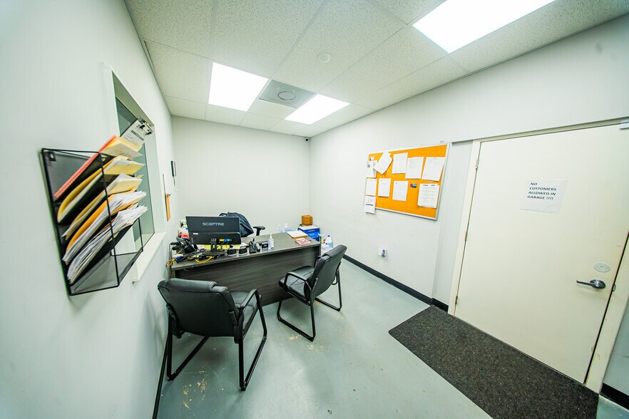 More Photos Of 101 NW 27th Ave, Miami Auto Repair For Sale