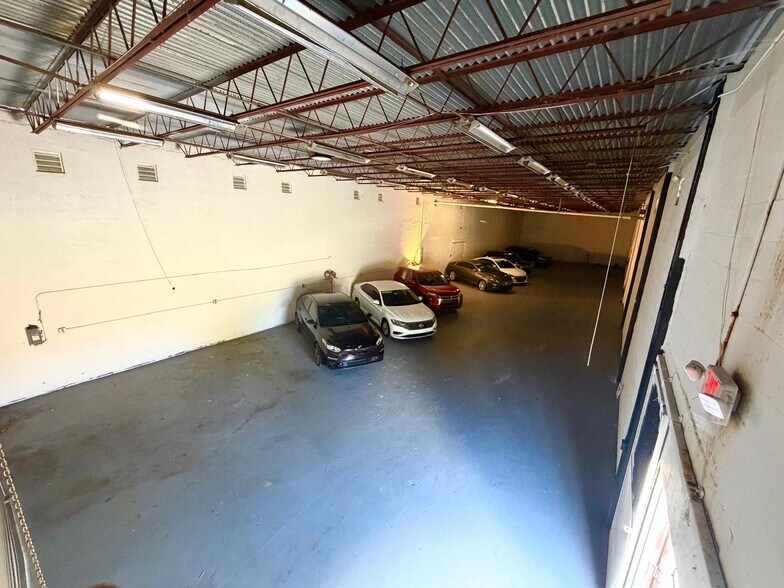 More Photos Of 830 N State Road 7, Plantation Auto Dealership For Lease