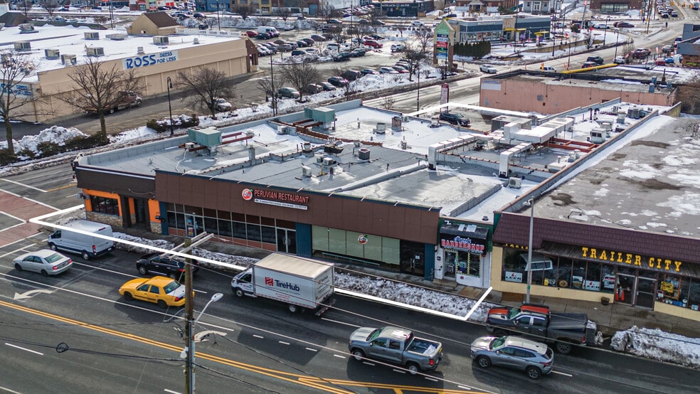 More Photos Of 238-248 Front St, Hempstead Storefront For Sale