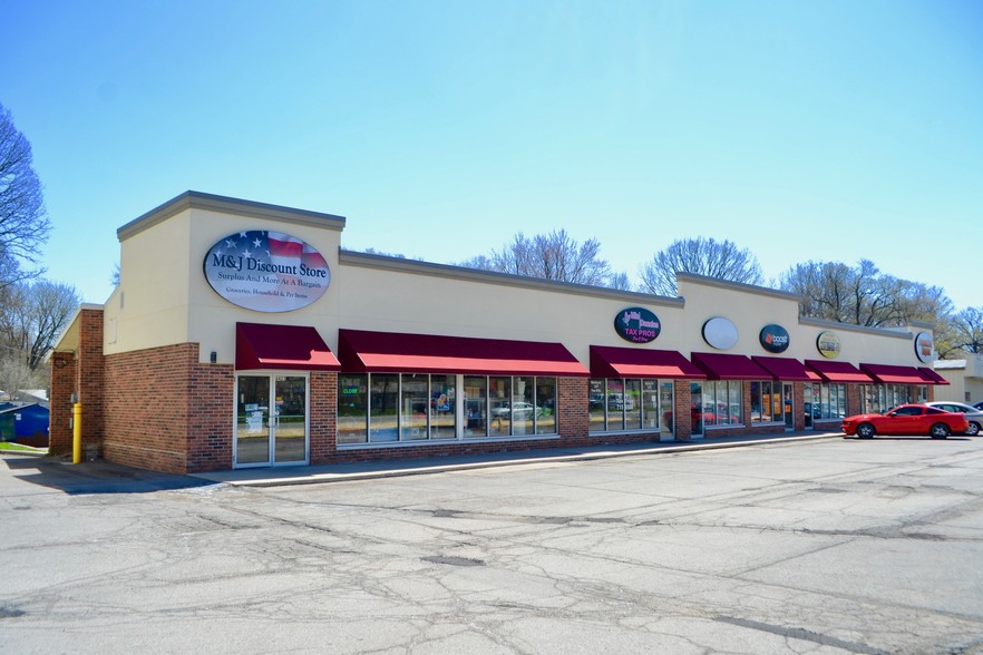 Primary Photo Of 6411-6441 Bluffton Rd, Fort Wayne Storefront Retail Residential For Lease