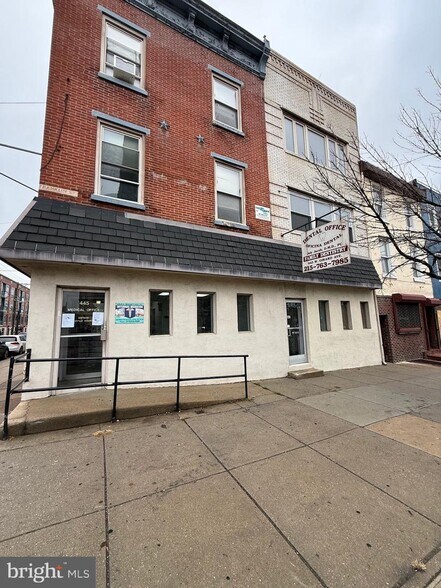 More Photos Of 443 W Girard Ave, Philadelphia Storefront Retail Office For Lease
