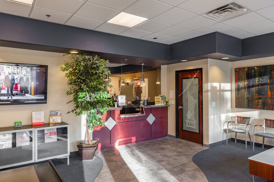 More Photos Of 4354-4358 W Cheyenne Ave, North Las Vegas Freestanding For Lease