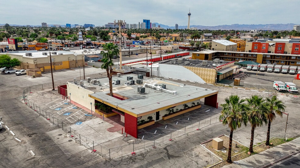 More Photos Of 2100 Fremont St, Las Vegas Restaurant For Sale