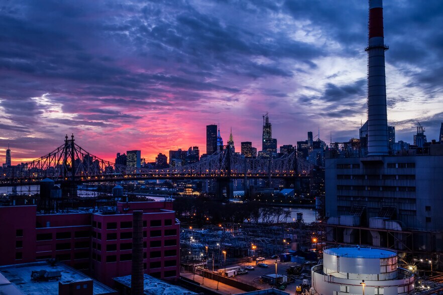 More Photos Of 9-02 38th Ave, Long Island City Hotel For Sale