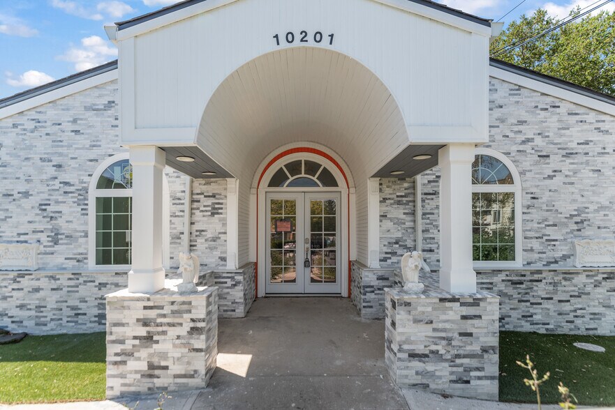 More Photos Of 10201 Imperial Ave, Cupertino Office For Sale