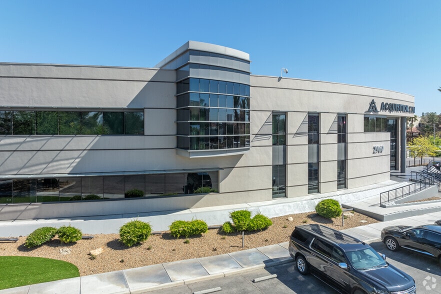 More Photos Of 2960 W Sahara Ave, Las Vegas Office For Lease