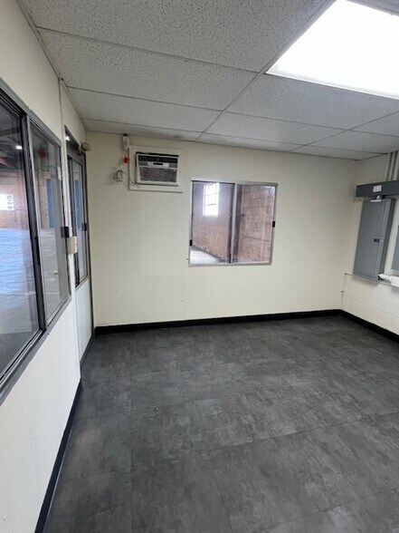 More Photos Of 10332 Rush St, El Monte Warehouse For Lease