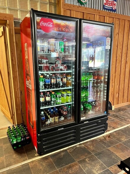 More Photos Of 5661 County Road 114, Brundidge General Retail For Sale