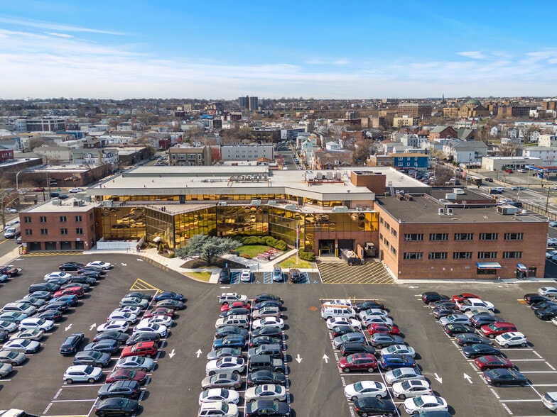 Primary Photo Of 375 McCarter Hwy, Newark Office For Lease