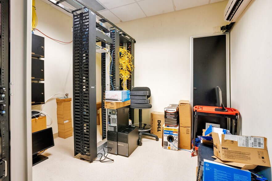 More Photos Of 177 Montgomery Rd, Altamonte Springs Medical For Sale