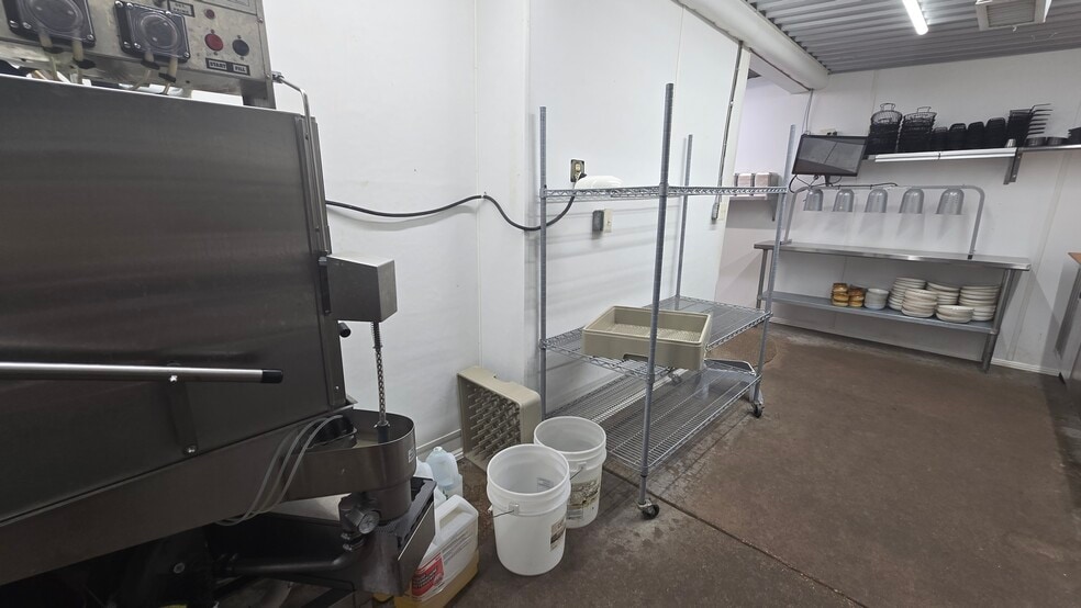 More Photos Of 4021 Acton Hwy, Granbury General Retail For Lease