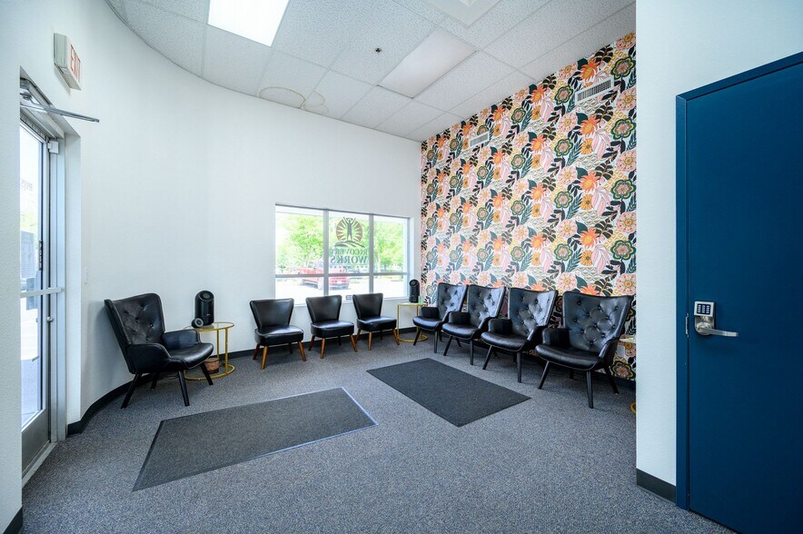 More Photos Of 308 N Villa Rd, Newberg Medical For Lease