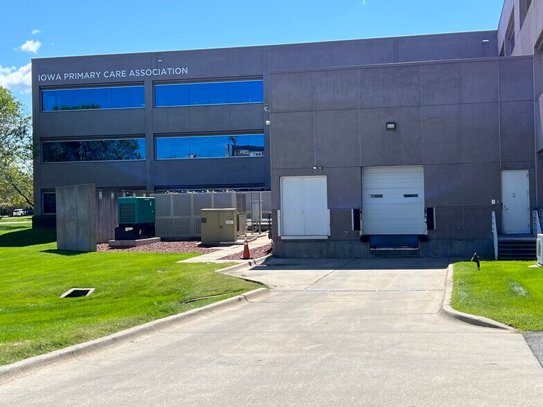 More Photos Of 500 SW 7th St, Des Moines Office For Lease