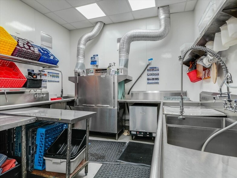 More Photos Of 1125 Garden St, San Luis Obispo Hotel For Lease