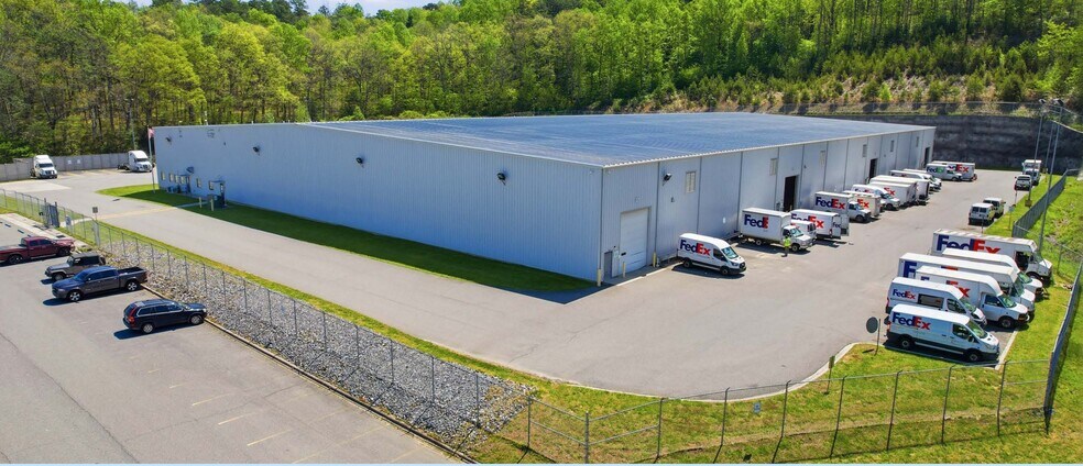 More Photos Of 1995 Route 19 S, Bryson City Warehouse For Sale