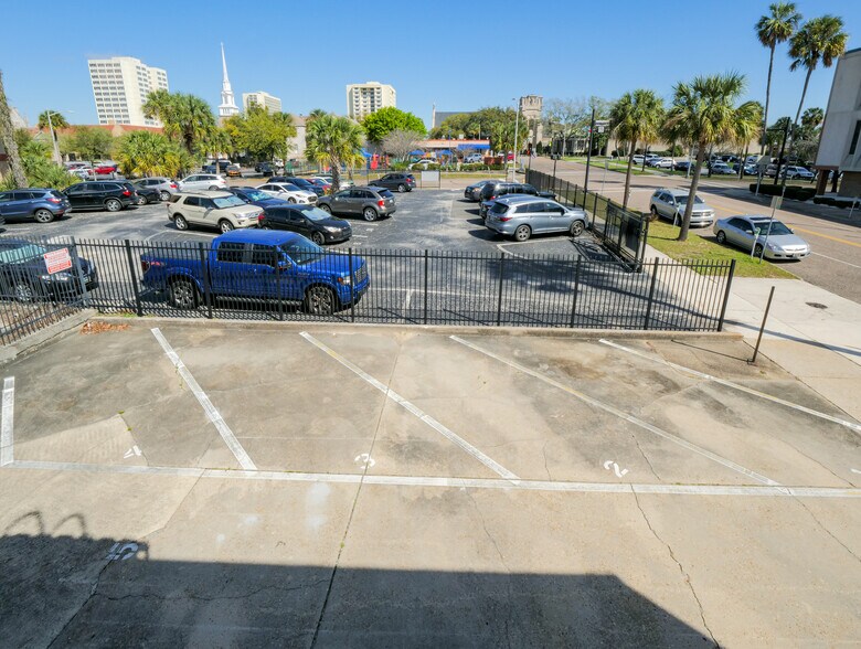 More Photos Of 245 E Adams St, Jacksonville Loft Creative Space For Lease