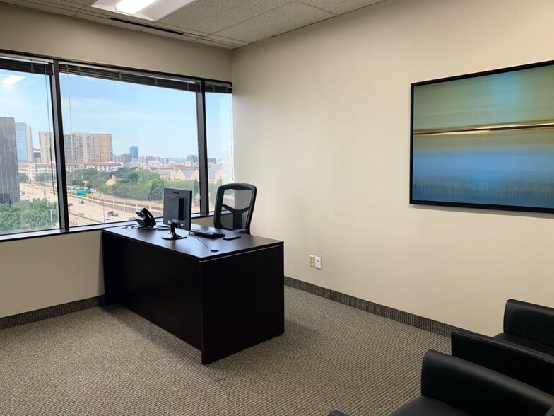 More Photos Of 4144 N Central Expy, Dallas Office For Lease