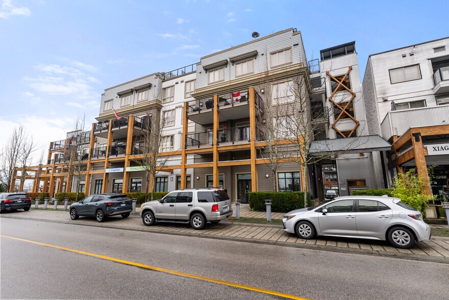More Photos Of 6033 London Rd, Richmond Apartments For Sale