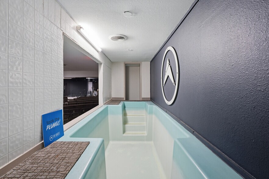 More Photos Of 342 SW Alsbury Blvd, Burleson Religious Facility For Sale