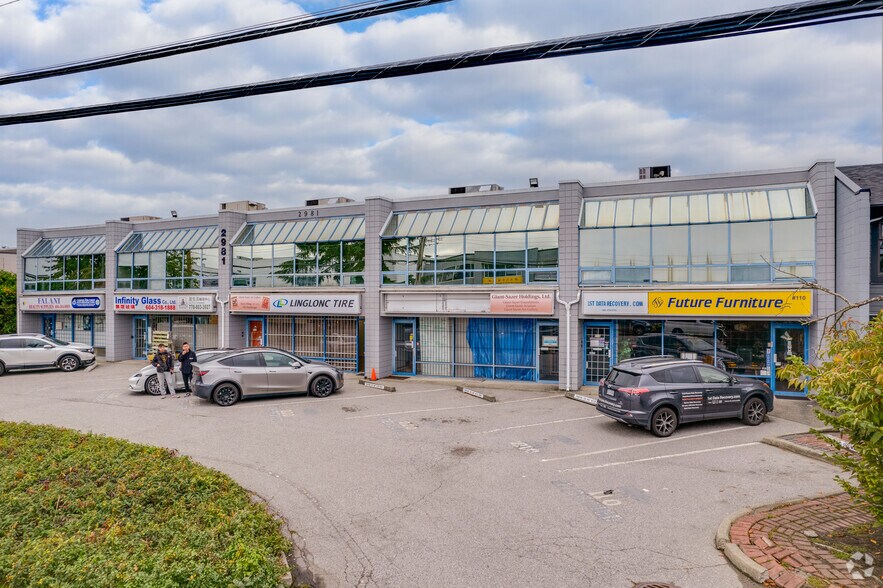 Primary Photo Of 2981 Simpson Rd, Richmond Showroom For Sale