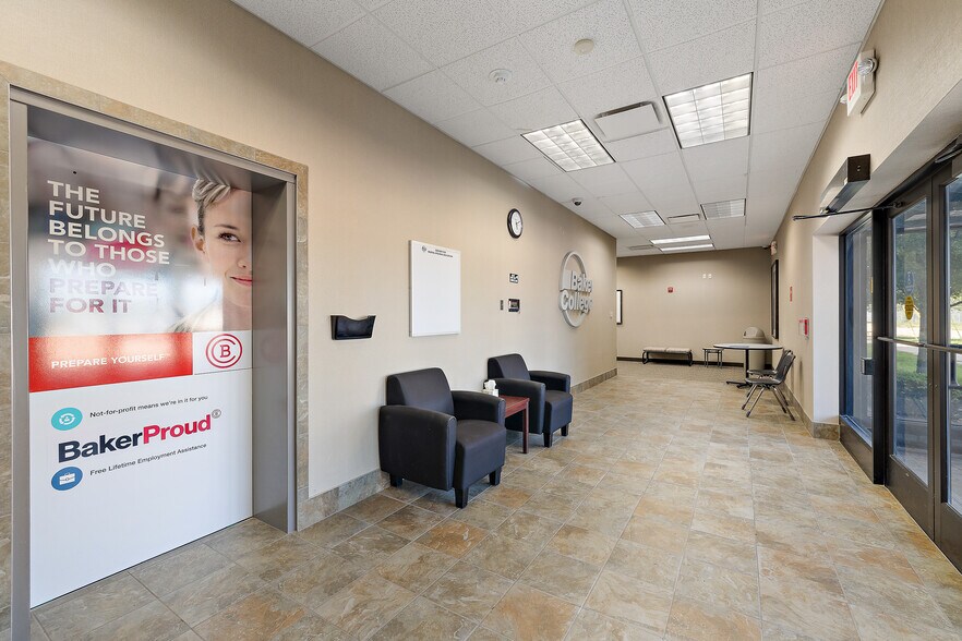 More Photos Of 34375 S Gratiot Ave, Clinton Township Office For Sale