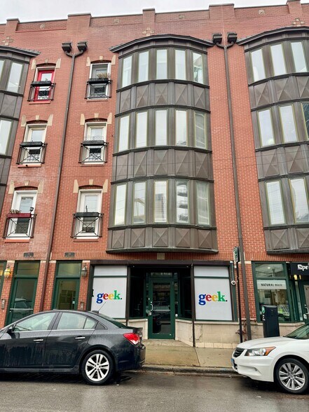 More Photos Of 67-79 E 16th St, Chicago Apartments For Sale