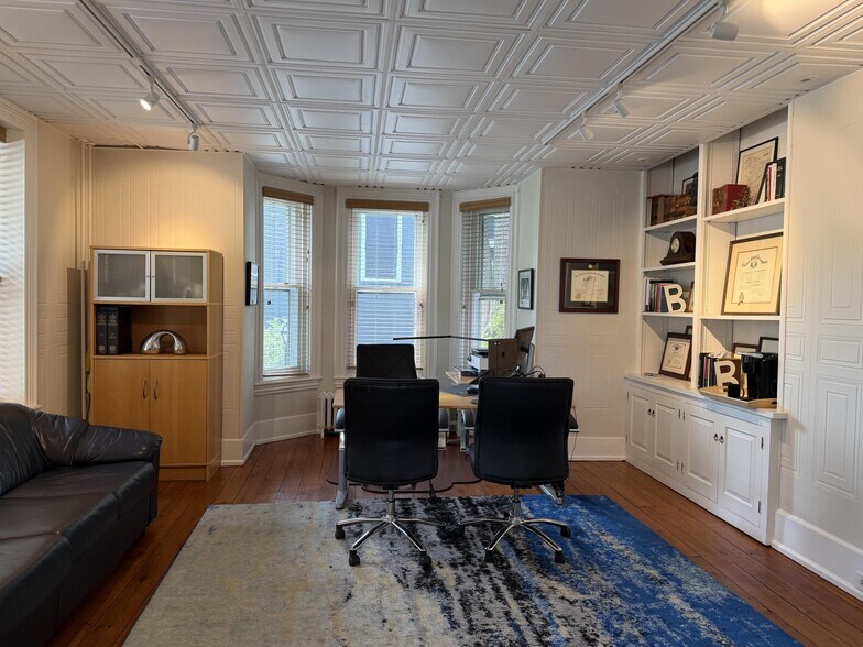 More Photos Of 234 S State St, Newtown Office For Sale