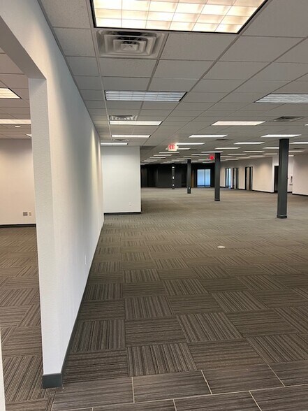 More Photos Of 2985 S Ridge Rd, Green Bay Medical For Lease